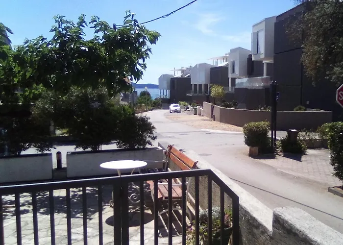 Apartments By The Sea Zadar - Diklo - 5913 アパート