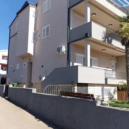 Apartman By The Sea - Diklo, - 5913